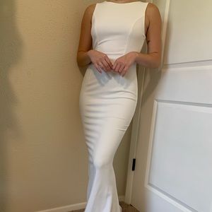 Lulu’s Formal Backless Gown Size S